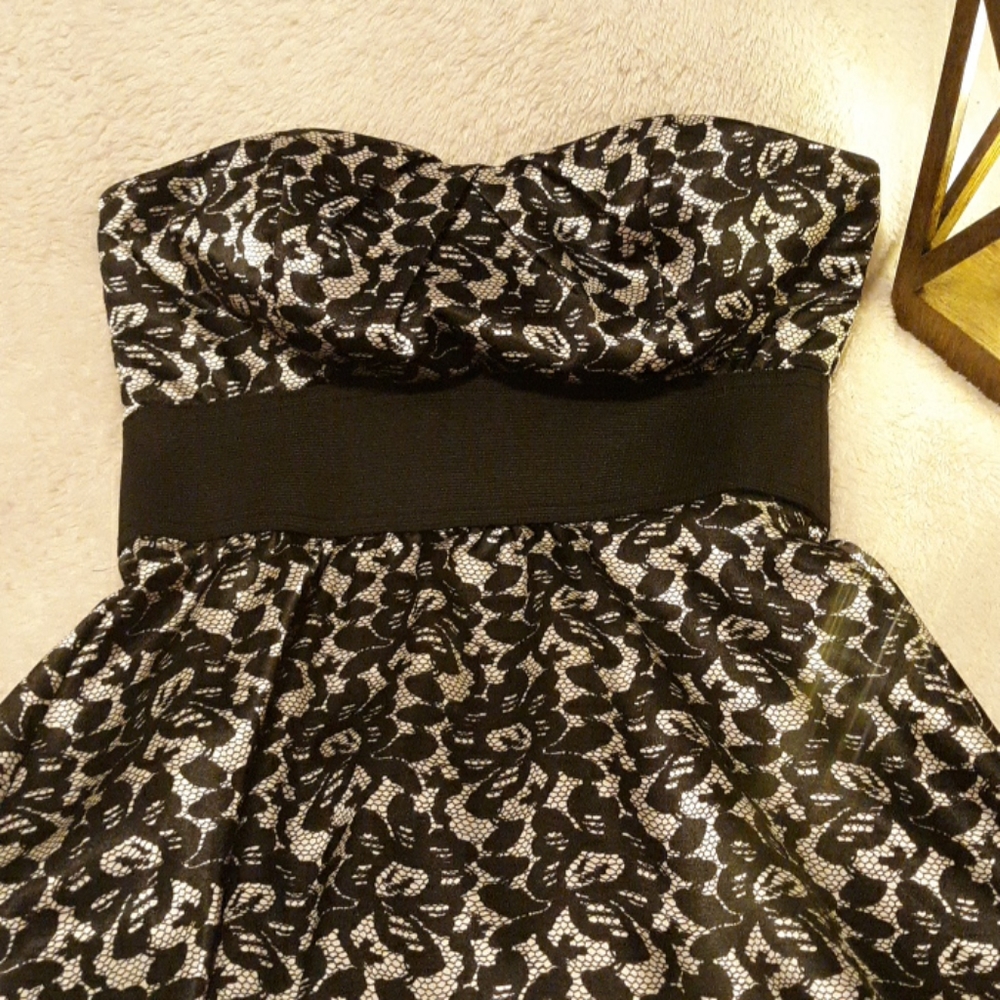 Ruby Rox dress - Picture 2 of 4